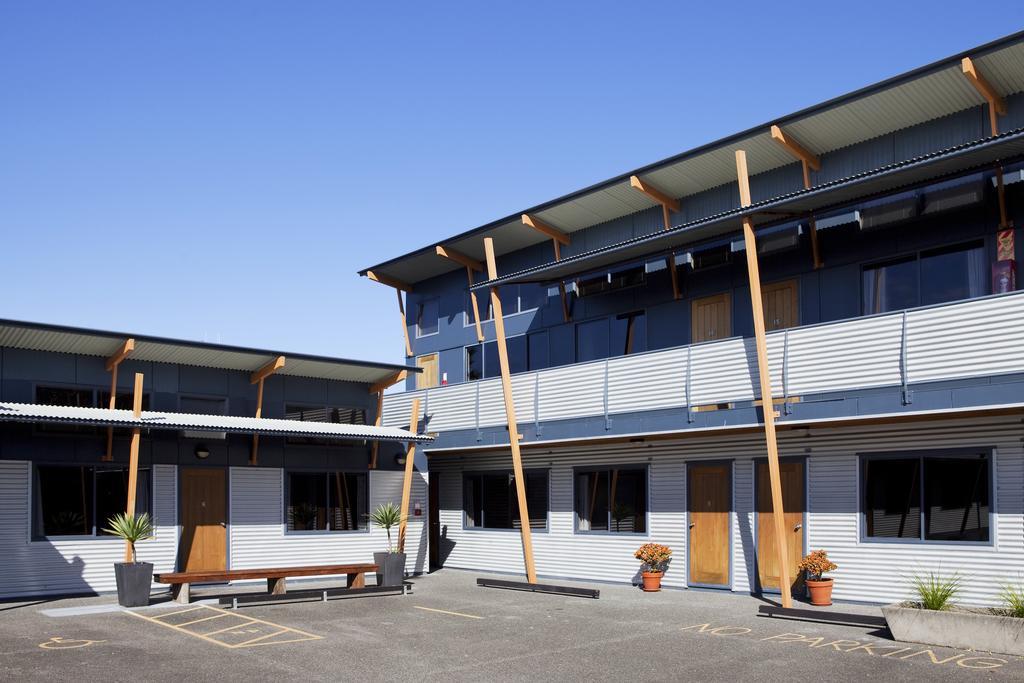 Beach House Motel Papamoa Eksteriør bilde