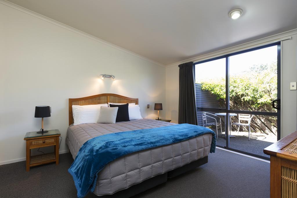 Beach House Motel Papamoa Eksteriør bilde